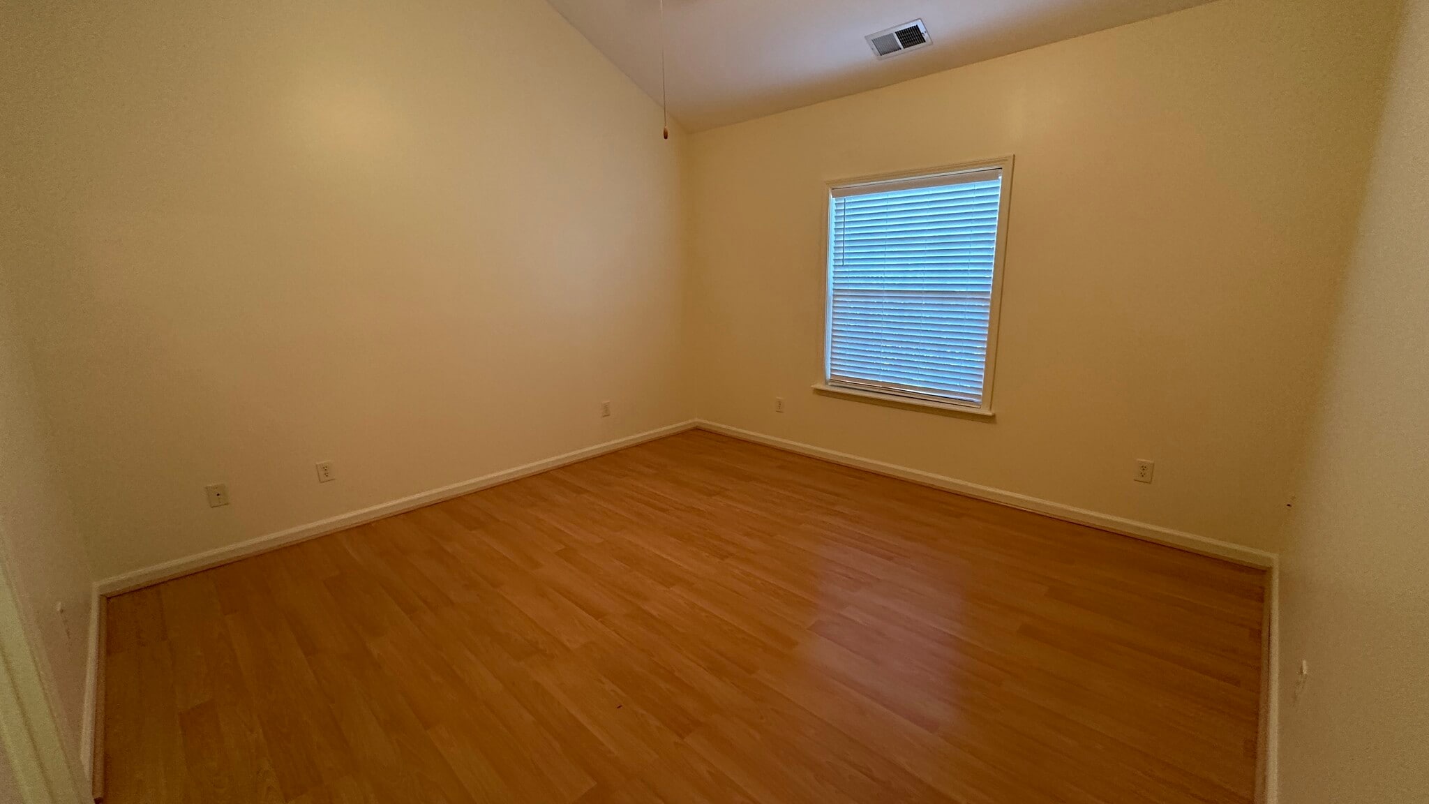 MBR - 555 Goldon Trophy Trl