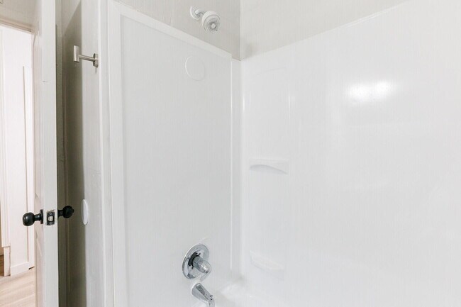 Building Photo - 4402 44th St