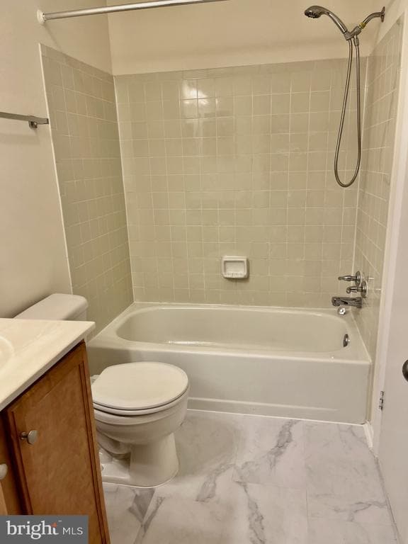 Building Photo - 11703 Olde English Dr