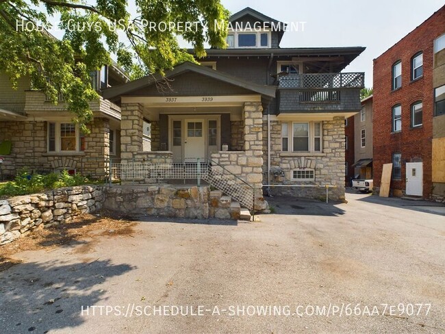 Building Photo - 3939 Troost Ave