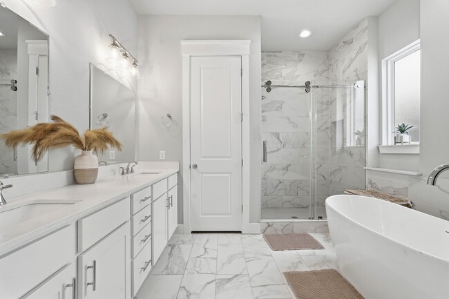 Building Photo - 3113 Paul Quinn St