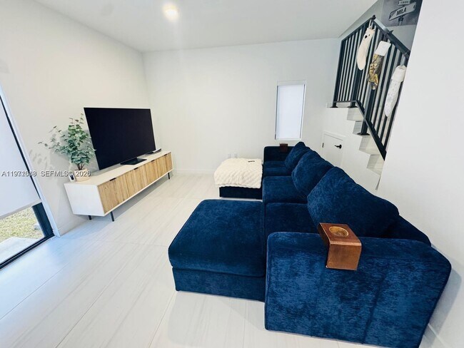 Building Photo - 1312 NW 3rd St