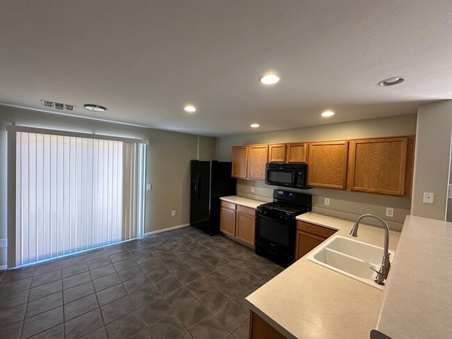Building Photo - 7044 S Brickellbush Ln