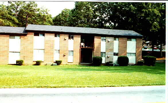 Building Photo - Greenwood at Conley