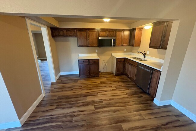 Building Photo - Recently reduced 3 Bedroom/2 Bath single story home