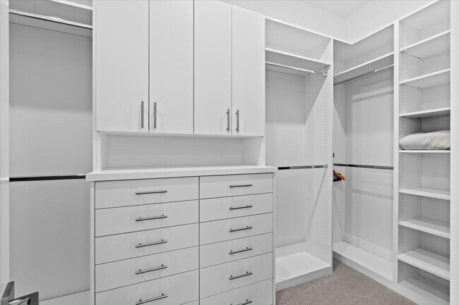 Building Photo - 54770 Cavalcade Ct