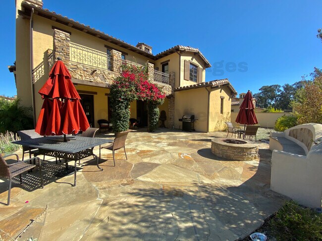 Building Photo - 347 Island Oak Ln