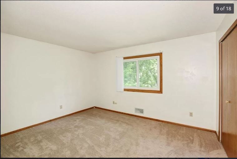 Building Photo - 1377 Hadley Ave N