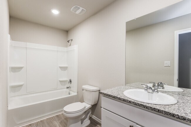 Building Photo - 4219 Southton Lk