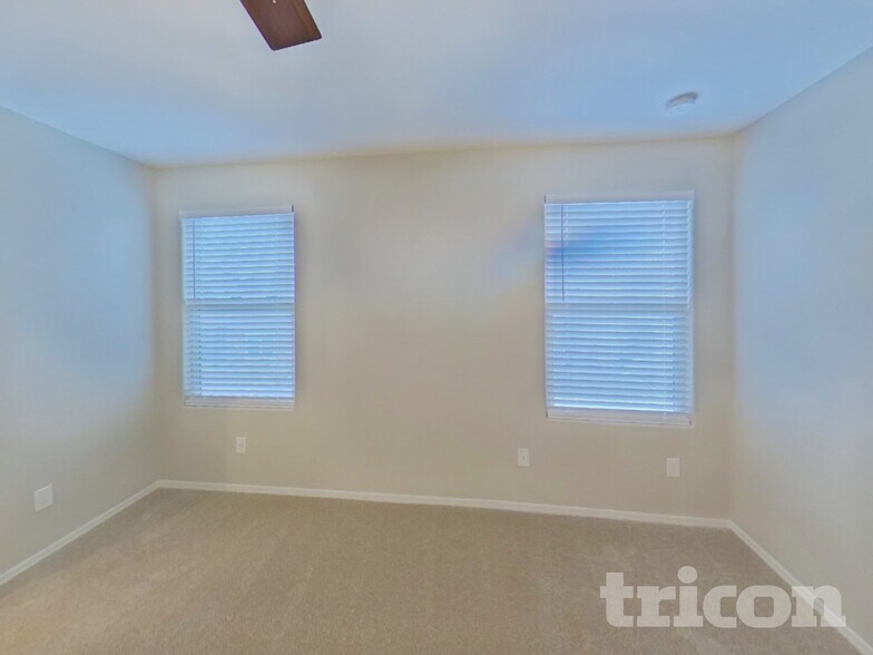 Building Photo - 40605 W Nicole Ct