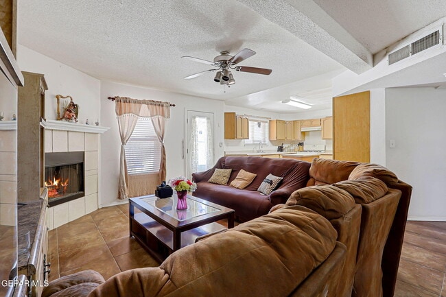 Building Photo - 12193 Sun Arbor Pl