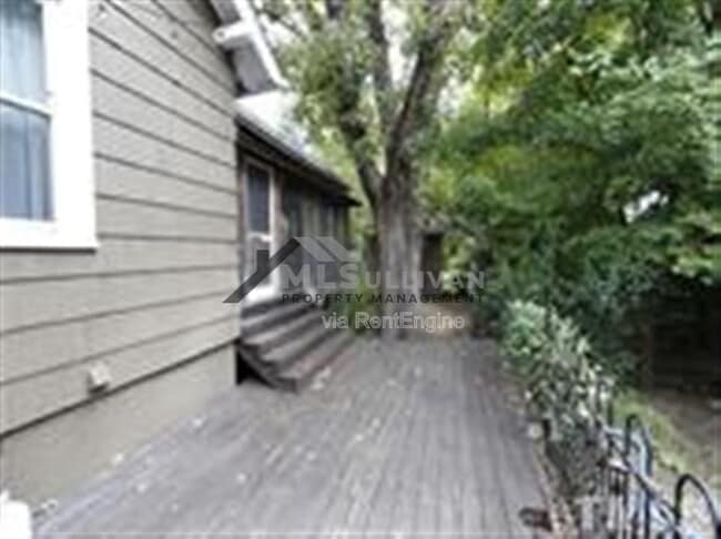 Building Photo - 510 N Greensboro St