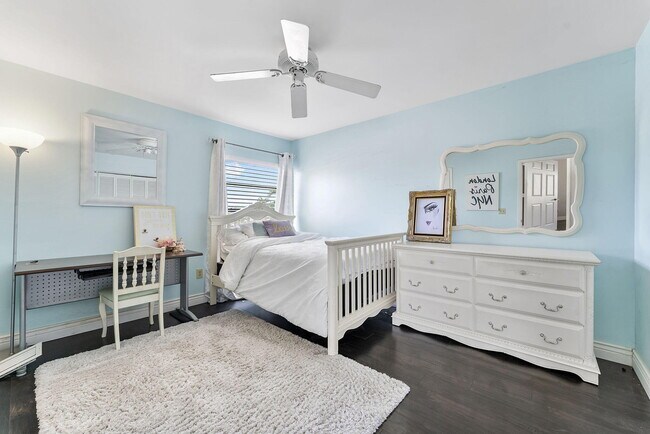 Building Photo - 8080 Burlington Ct