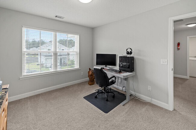 Building Photo - 25 Perlieu Ct