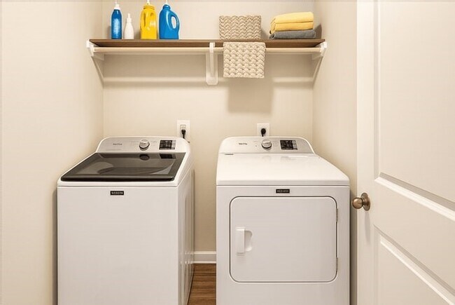 Building Photo - 1928 Rd 5714