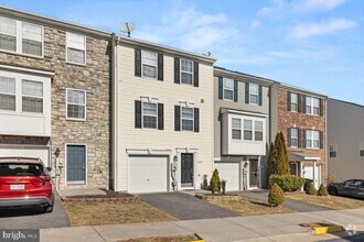 Building Photo - 109 Monticello Square