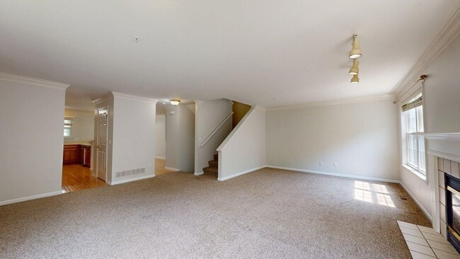 Building Photo - 3042 Barclay Way