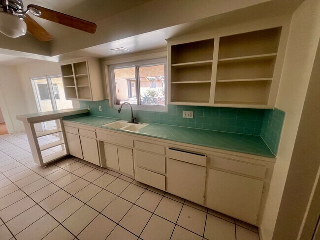 Building Photo - 56769 Joshua Dr