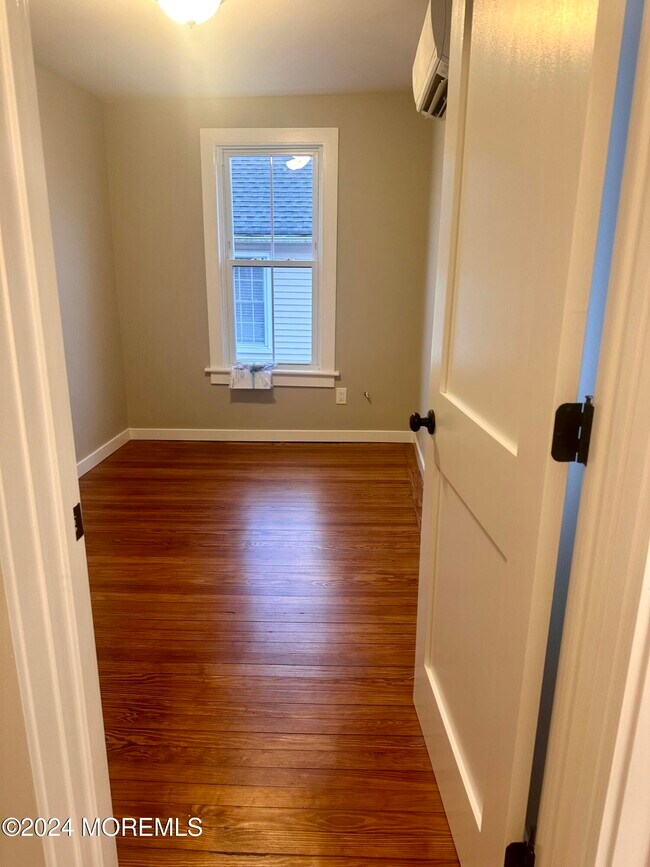 Building Photo - 73-75 Church St