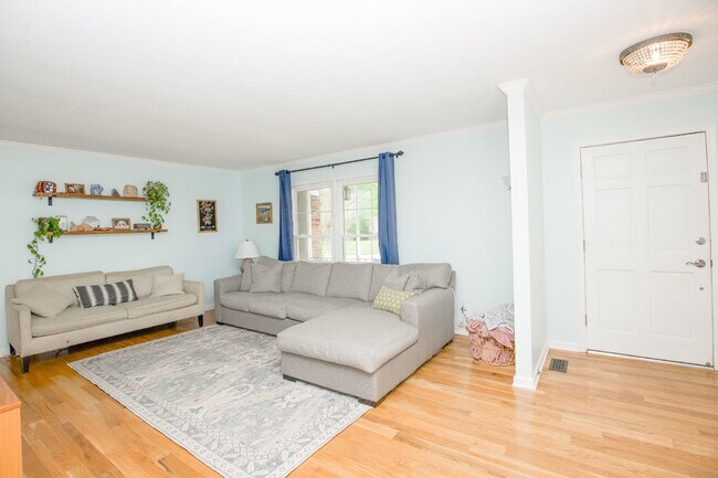 Building Photo - Spacious 3 Bedroom Home in Fayetteville, NC - Perfect for Family Living!