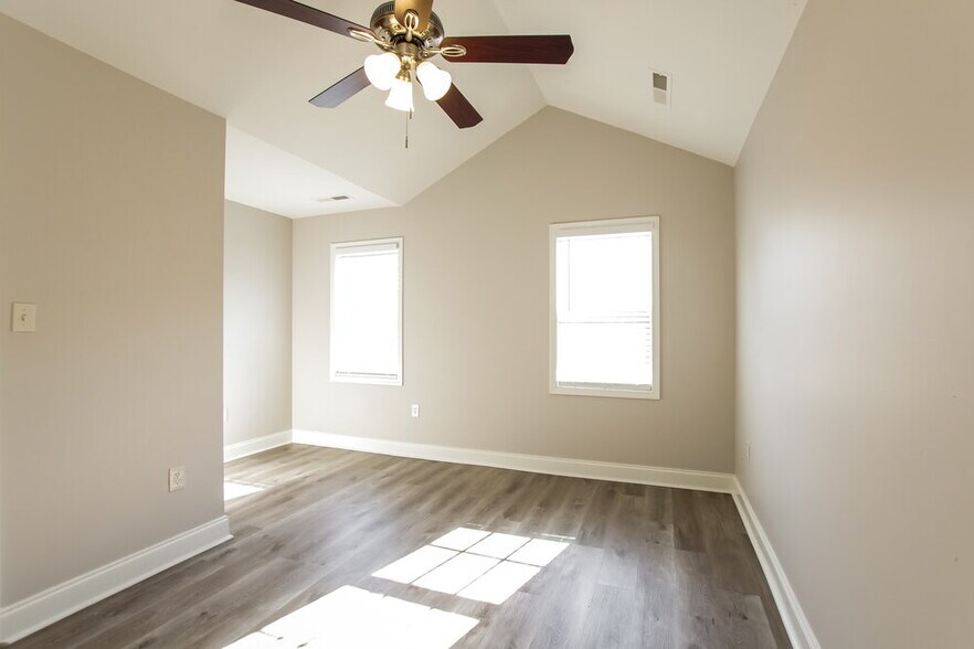 Building Photo - 1118 Landen Chase Drive