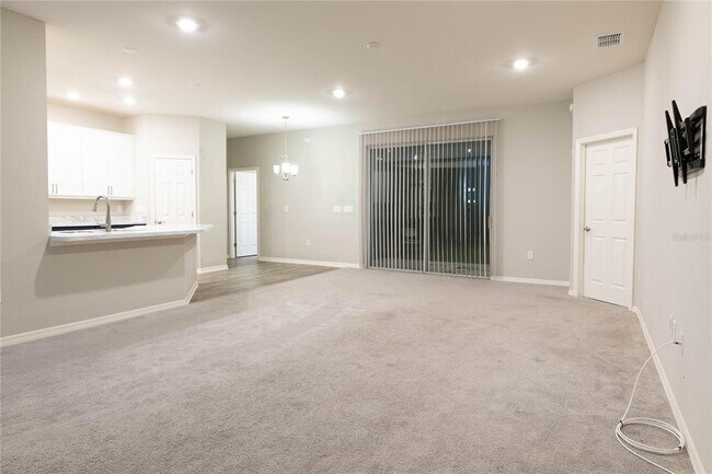 Building Photo - 1069 Montgomery Ln