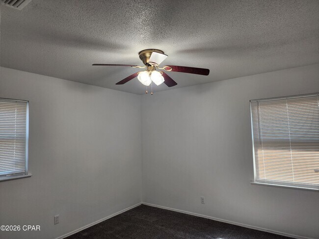 Building Photo - 1804 Arthur Ave