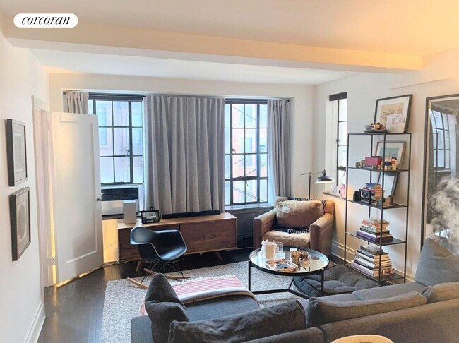 Primary Photo - 353 W 56th St