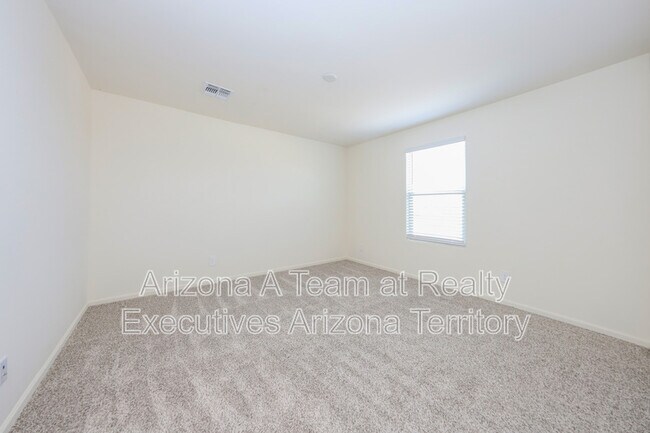 Building Photo - 7867 S Walnutview Dr