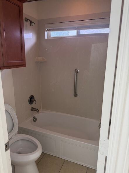 Building Photo - 12404 Coral Dr