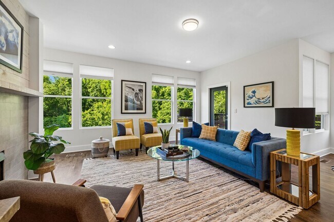 Building Photo - Secret Oasis in East Nashville - FOR LEASE