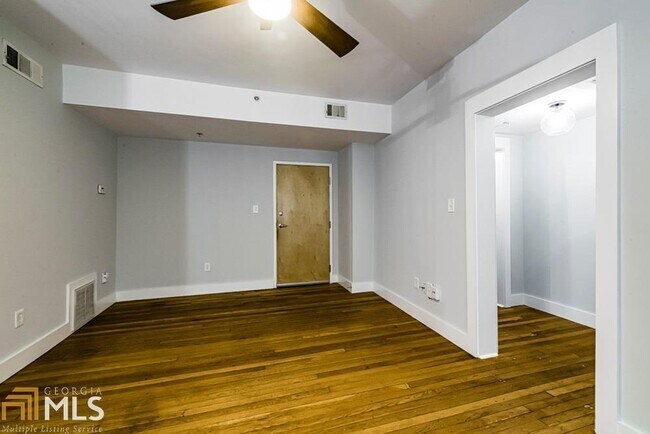 Building Photo - 373 Moreland Ave NE