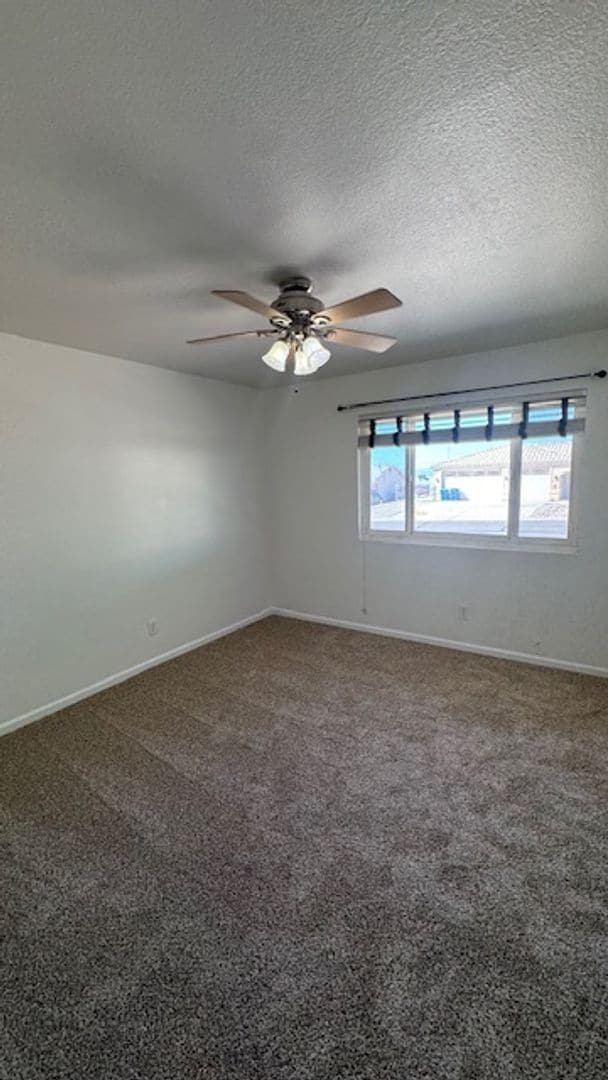 Building Photo - LONG TERM! 3 Bedroom 3 Bath Pool Home!