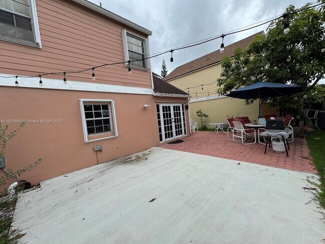 Building Photo - 11715 SW 113th Terrace
