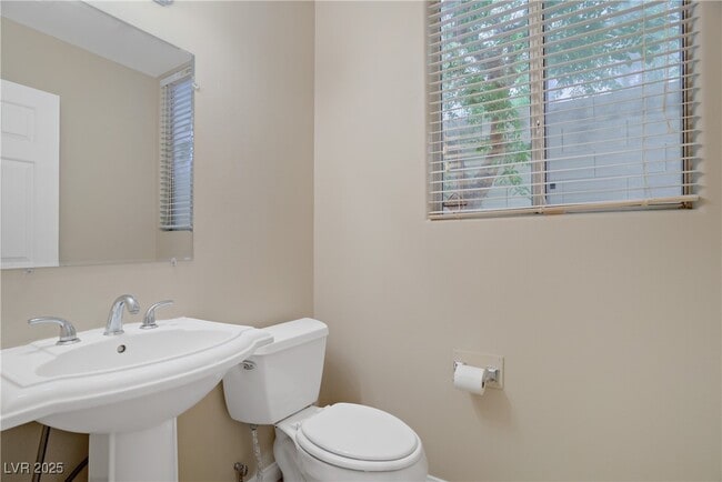 Building Photo - 1812 Relate Ct