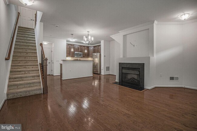Building Photo - 629 Diamondback Dr