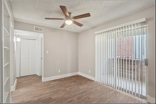 Building Photo - 3900 Investor Dr