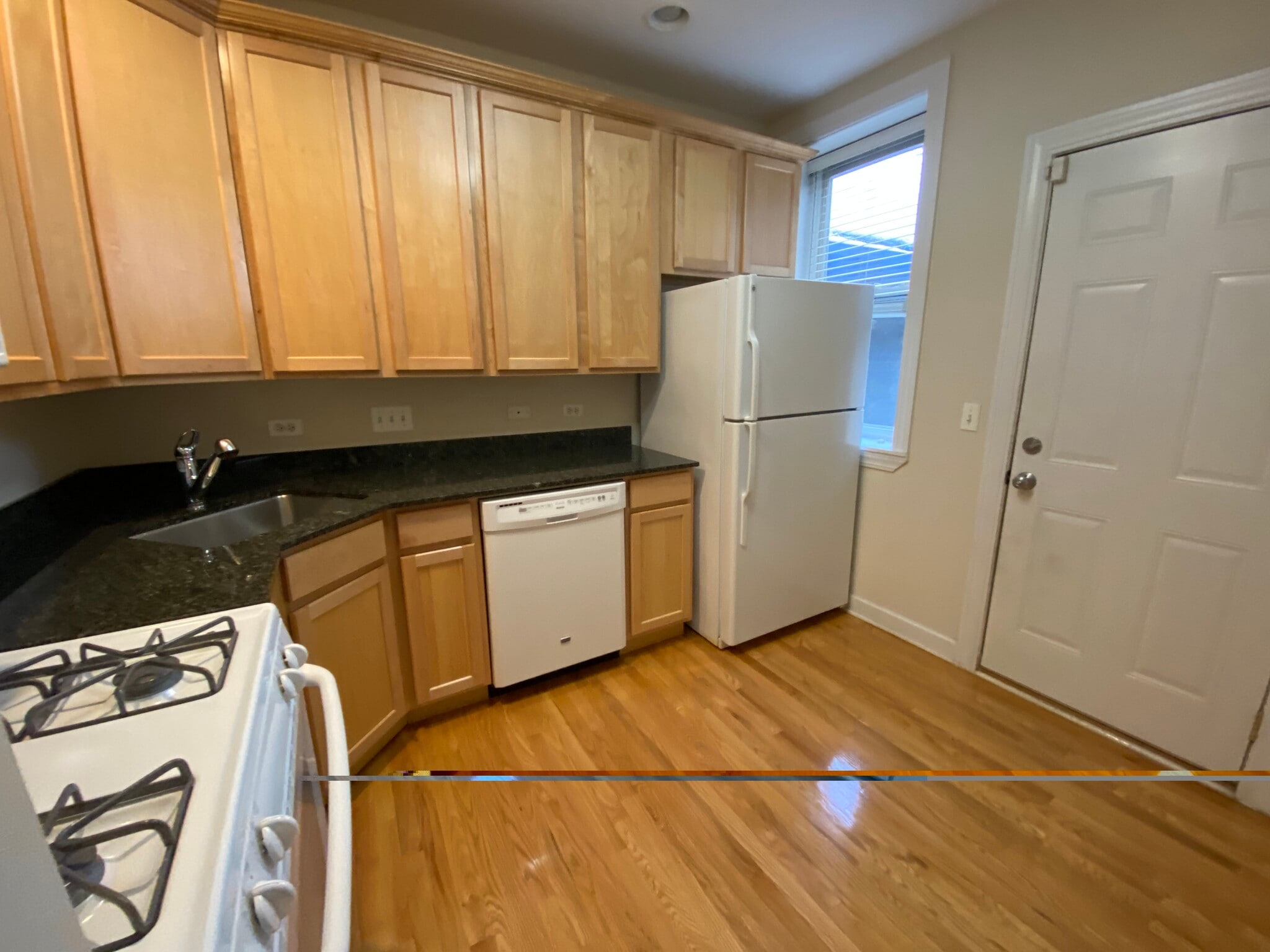 Building Photo - 3246 N Clifton Ave