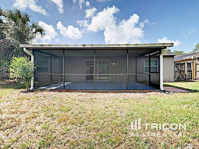 Building Photo - 6469 Bikini Rd