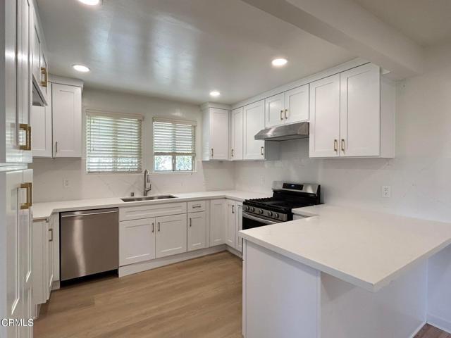 Building Photo - 4622 La Canada Blvd