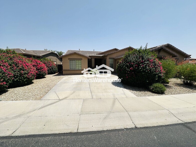 Building Photo - 16669 N 173rd Ave