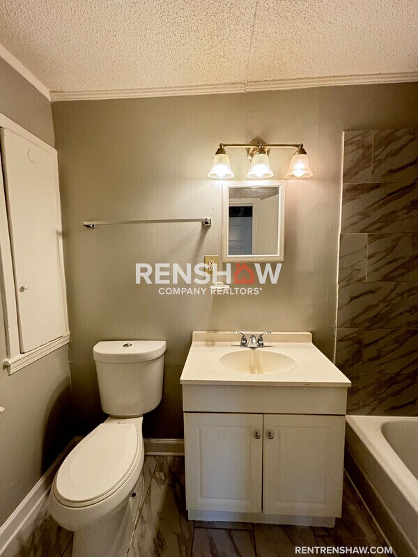 Building Photo - 3932 Dearborn St