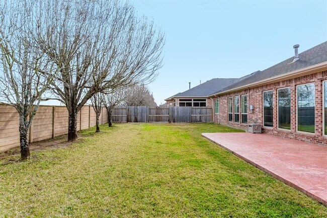 Building Photo - 9227 Mystic Falls Ln