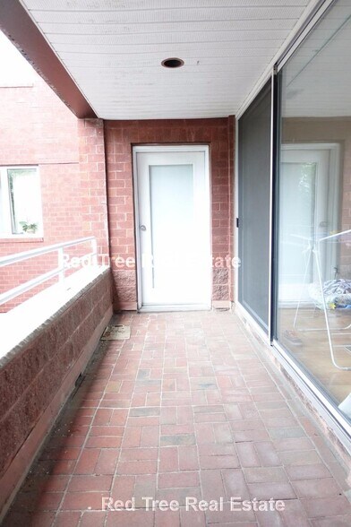 Building Photo - 40 Townly Rd