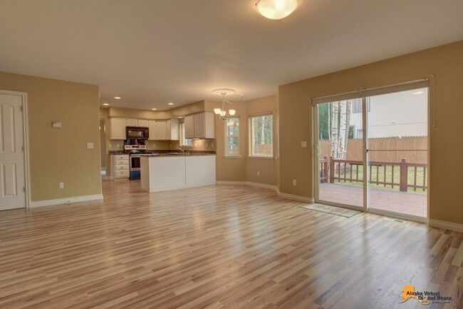 Building Photo - Exquisite Powder Ridge Home!