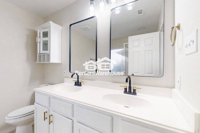 Building Photo - READY FOR MOVE-IN, 3-BEDROOM, 2-BATH HOME ...