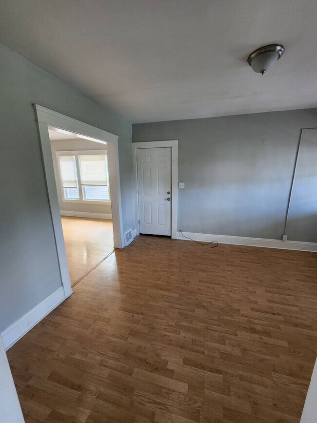 Building Photo - 13302 Ferris Ave