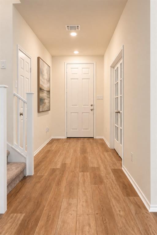 Building Photo - 2016 Alexander Oaks Dr