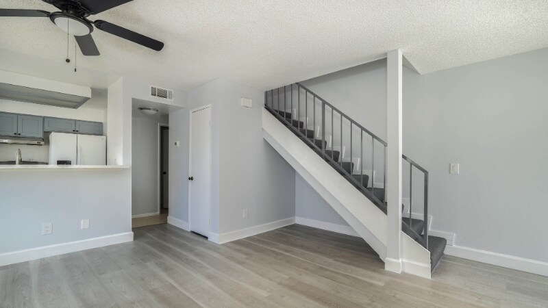 Building Photo - 1444 W 227th St