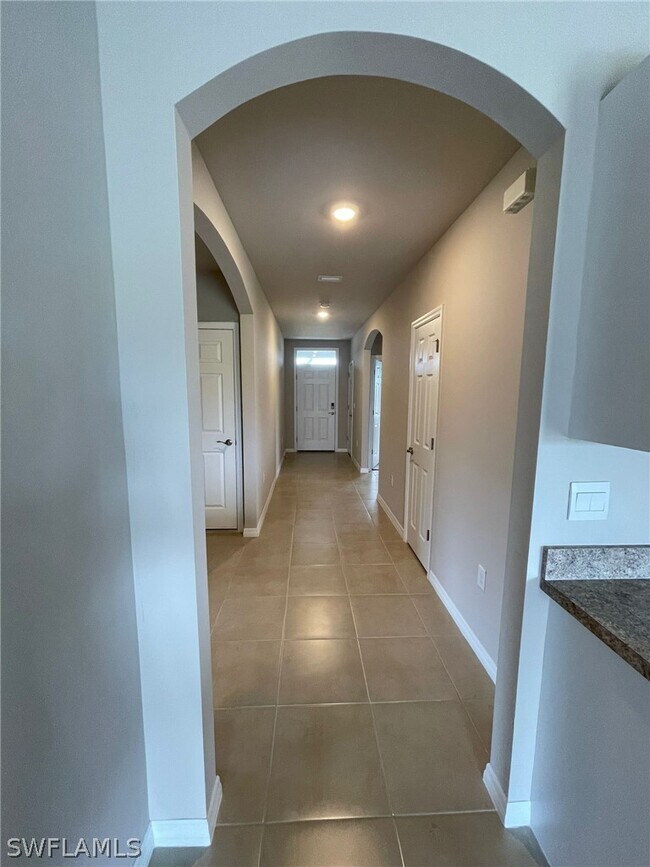 Building Photo - 5215 Butte St